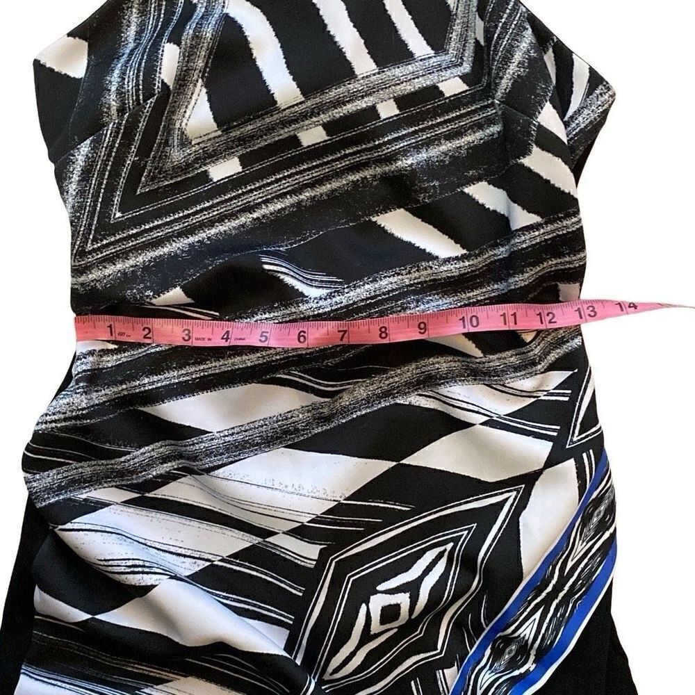 Bebe Bodycon Dress - Picture 7 of 9